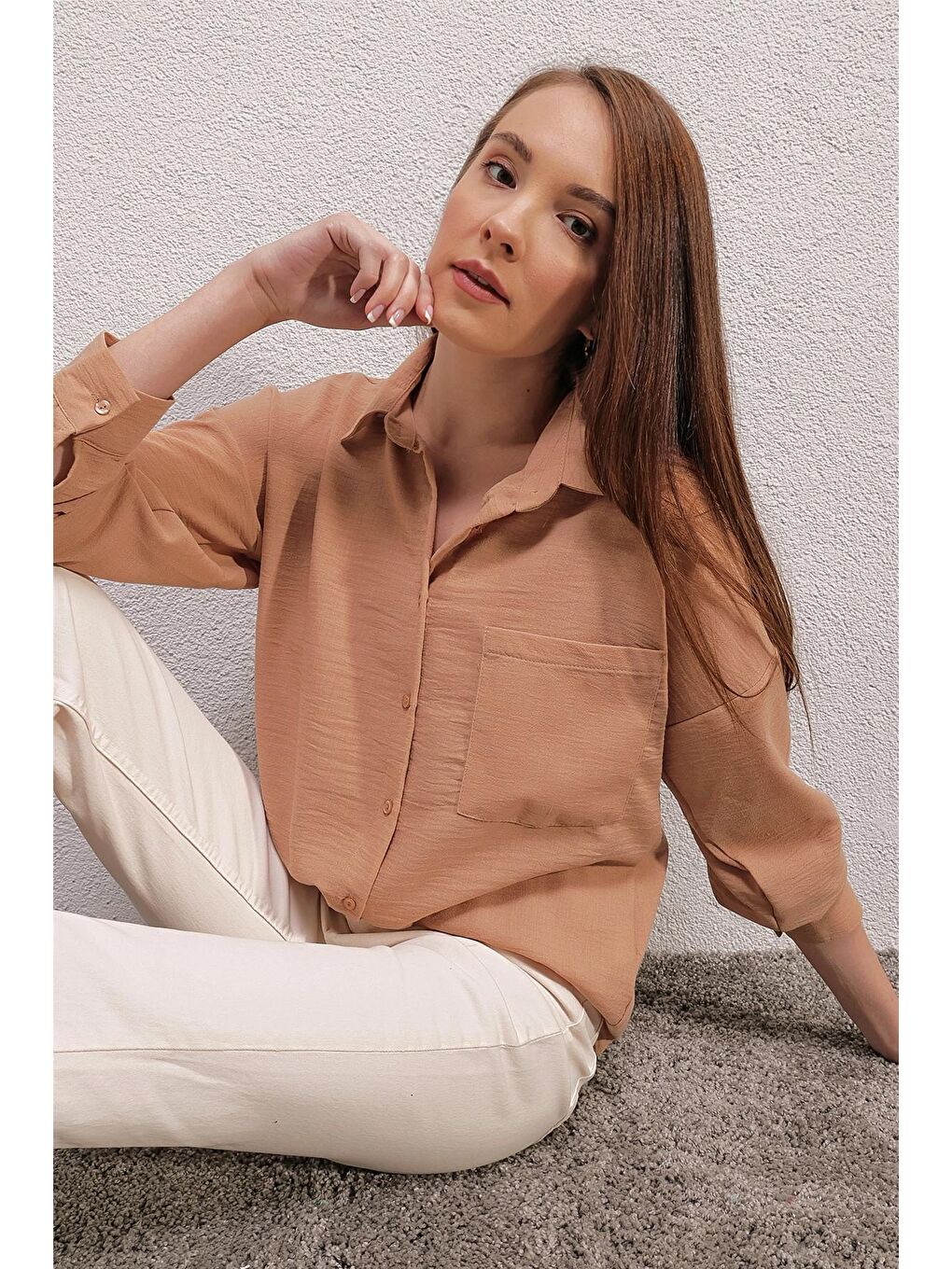 Bej Düşük Omuz Cepli Oversize Gömlek-2
