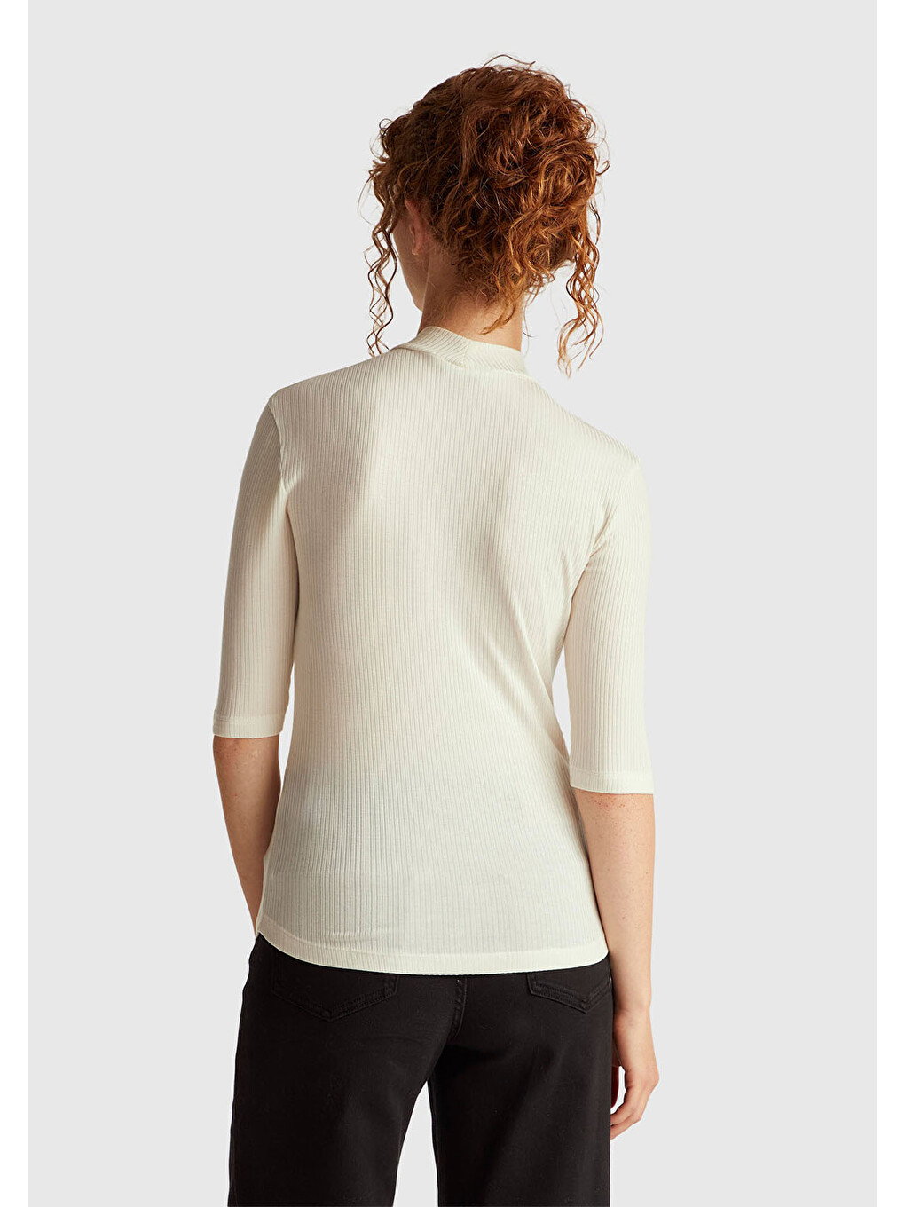 Ekru Kadın Krem Liyosel Karşımlı Yarım Kol Slim Fit Dik Yaka T-shirt-2