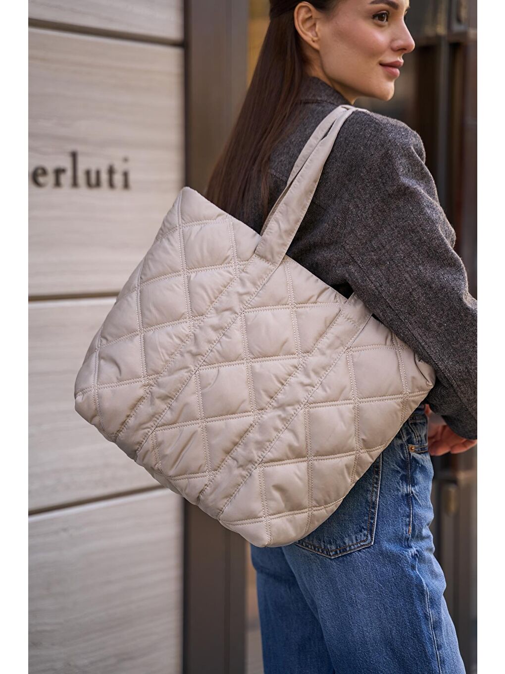 Bej Taken Kapitone Desen Puf Kadın Çanta - Vizon-3