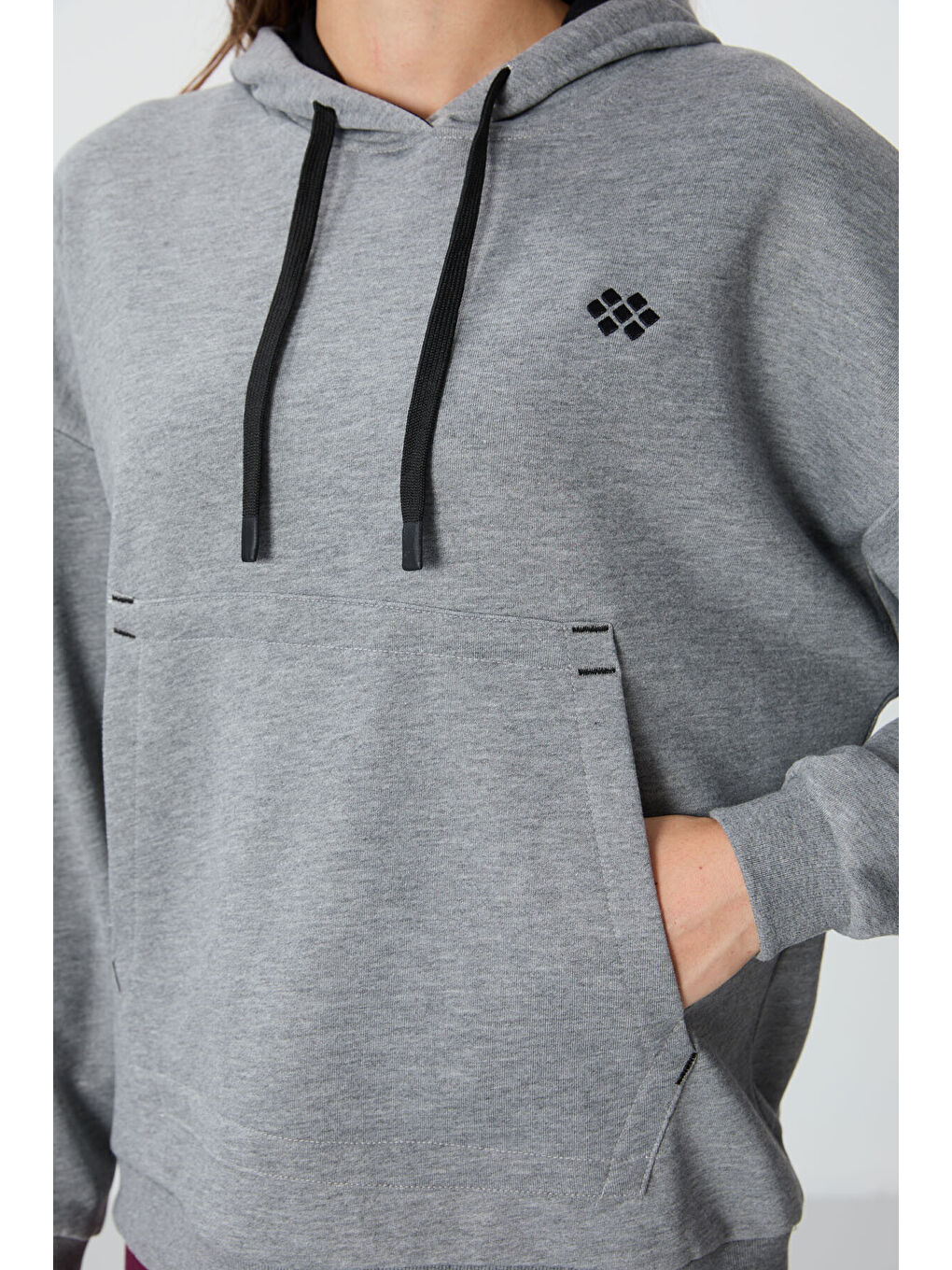 Gri Melanj Kompakt Pamuklu Kalın Pürüzsüz Dokulu Kapüşonlu Oversize Fit Kadın Sweatshirt   97291-1