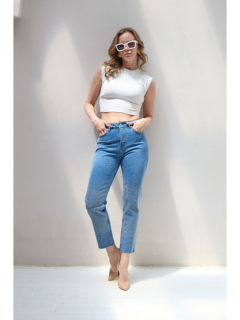Mavi Taşlı Yüksek Bel Mom Jean-3