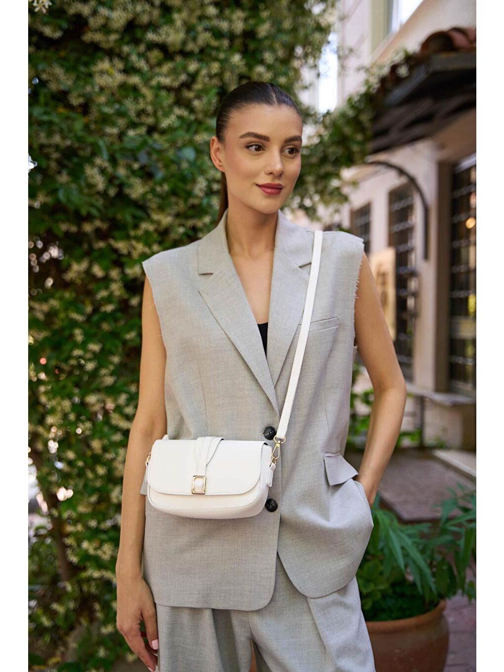 Alina Tokalı Çapraz Askılı Kadın Çanta - Beyaz-3