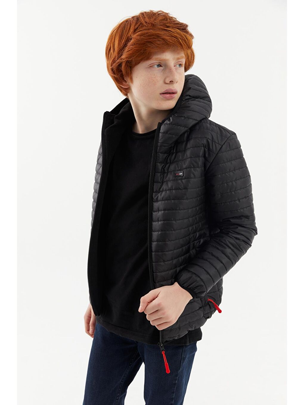 Siyah Erkek Çocuk  Polarlı Kapüşonlu Mont RMK-001-A-4