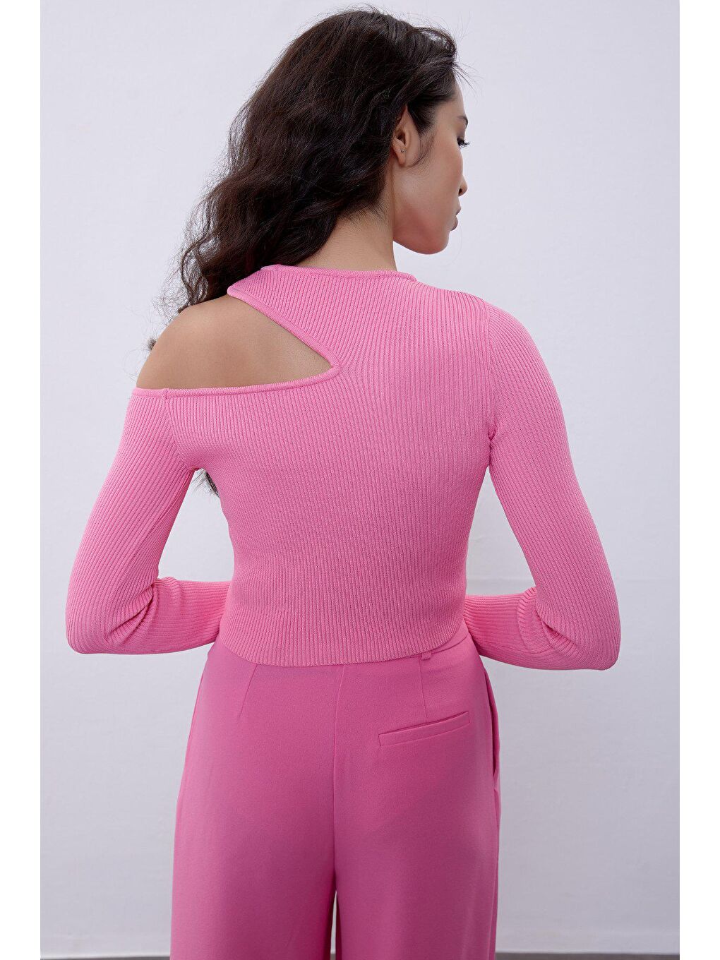 Pembe Omuz Dekolteli Bisiklet Yaka Triko Kazak SWK4532PE-4