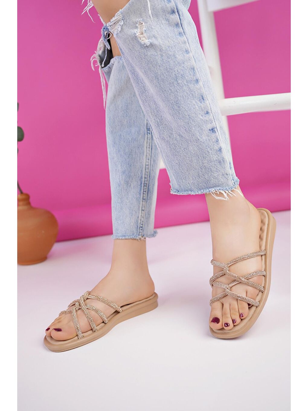 Bej EMMA Kadın Günlük Ortopedik Taşlı Şık Tarz ve Rahat Terlik