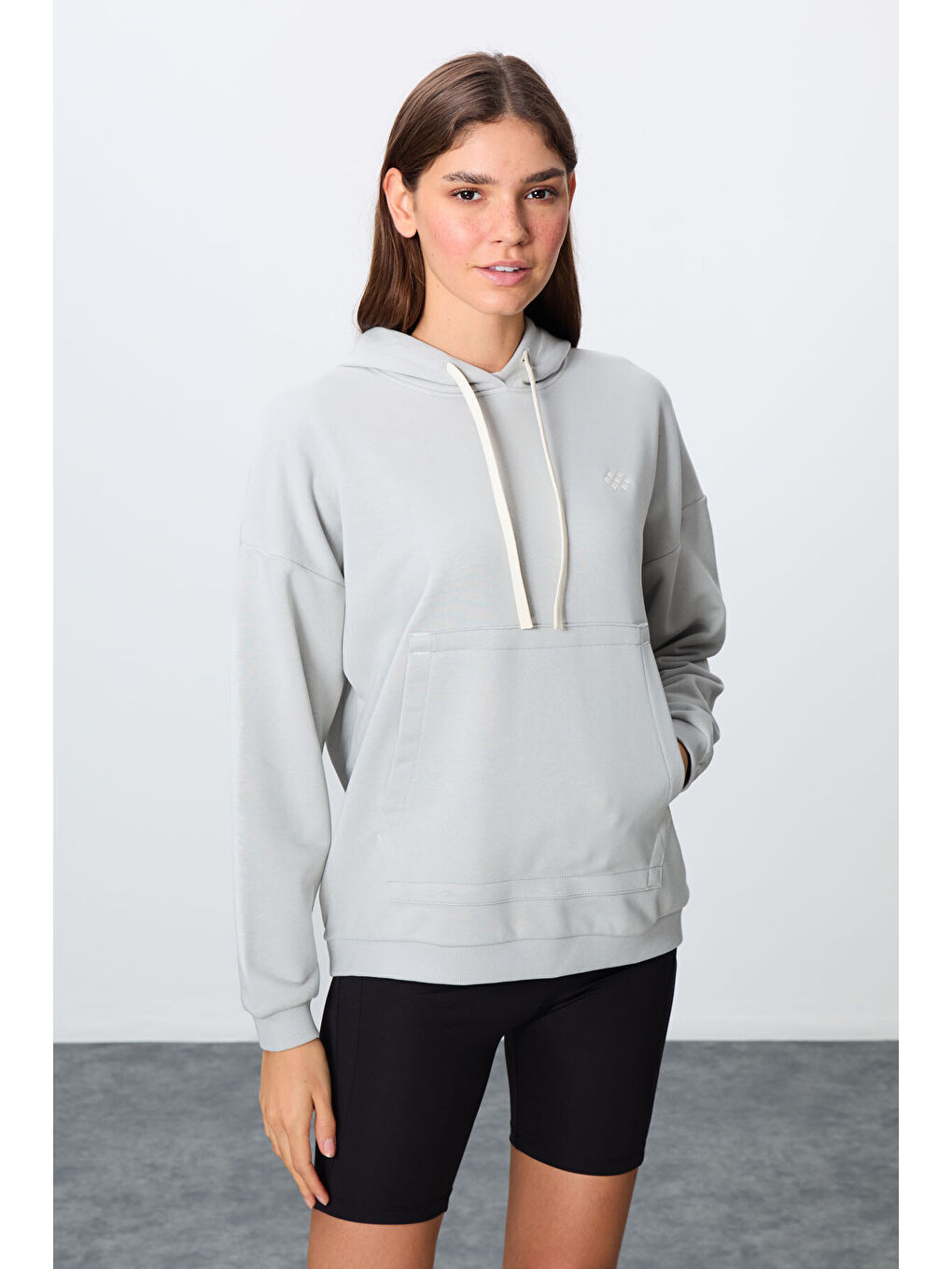 Bej Taş Kompakt Pamuklu Kalın Pürüzsüz Dokulu Kapüşonlu Oversize Fit Kadın Sweatshirt   97291-2