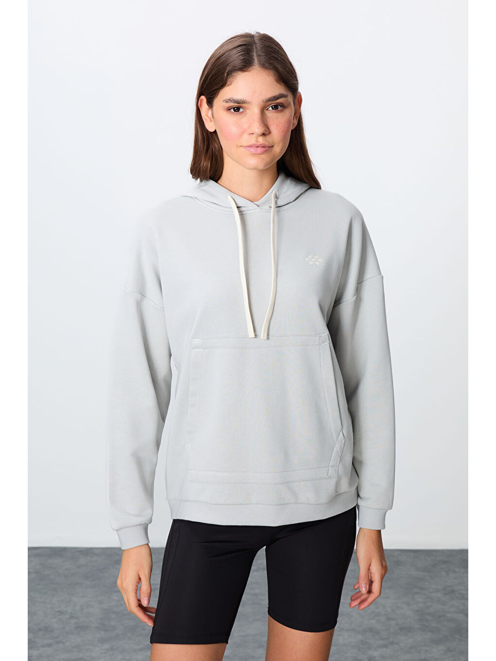 Bej Taş Kompakt Pamuklu Kalın Pürüzsüz Dokulu Kapüşonlu Oversize Fit Kadın Sweatshirt   97291-3