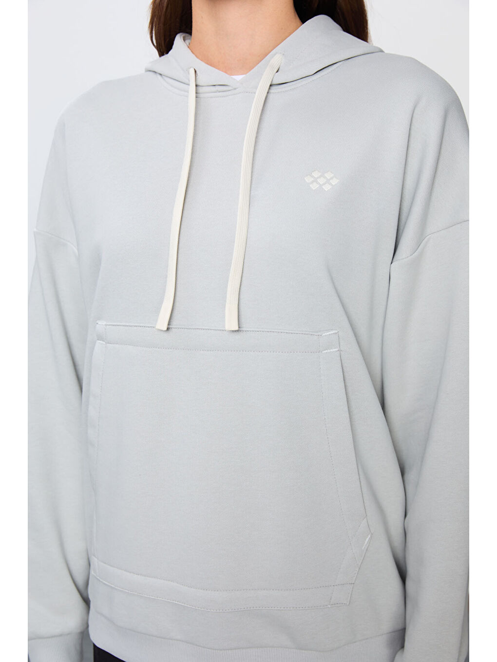 Bej Taş Kompakt Pamuklu Kalın Pürüzsüz Dokulu Kapüşonlu Oversize Fit Kadın Sweatshirt   97291-4