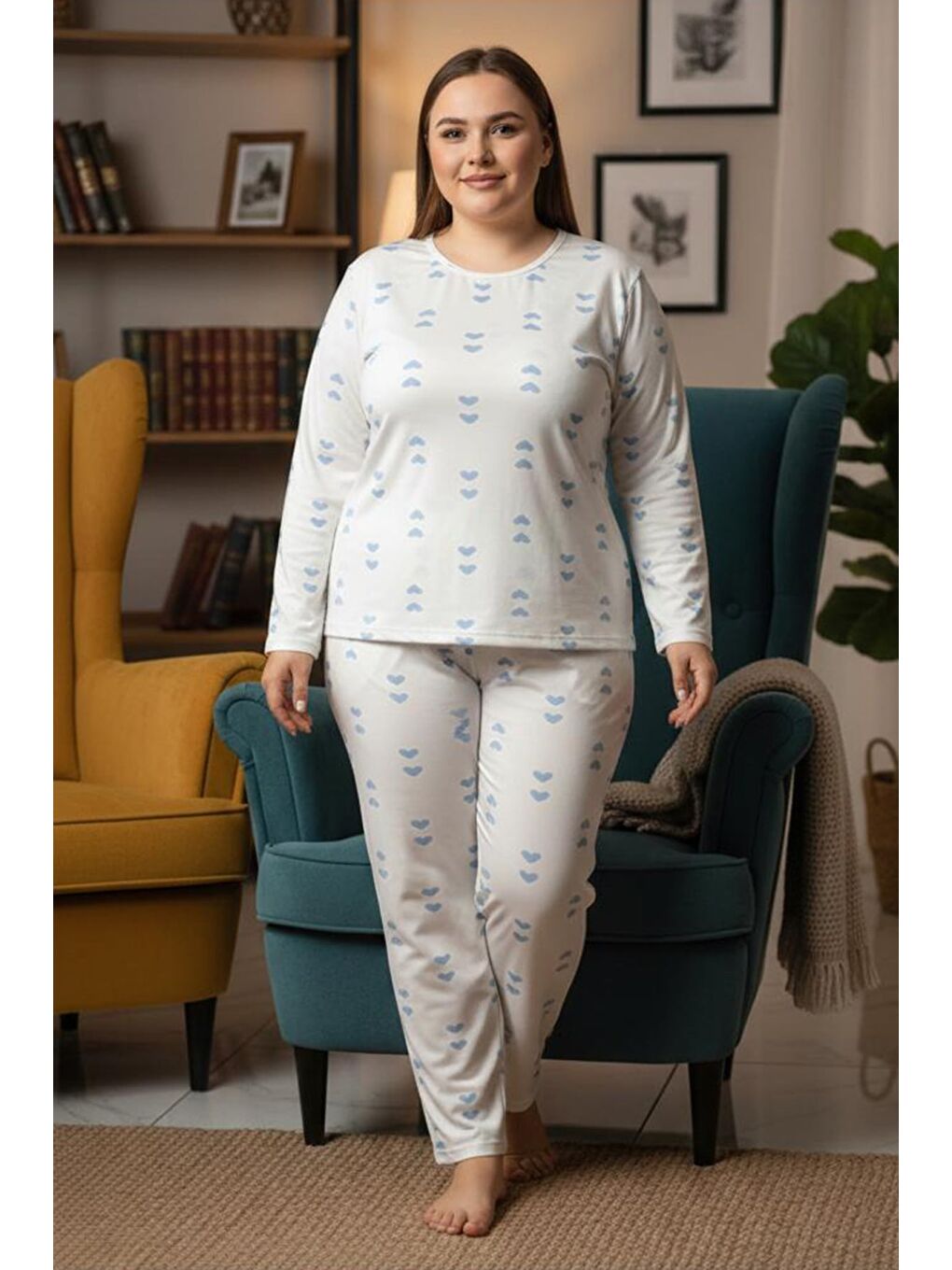 Mavi Yıldız Desenli Büyük Beden Pijama Takımı