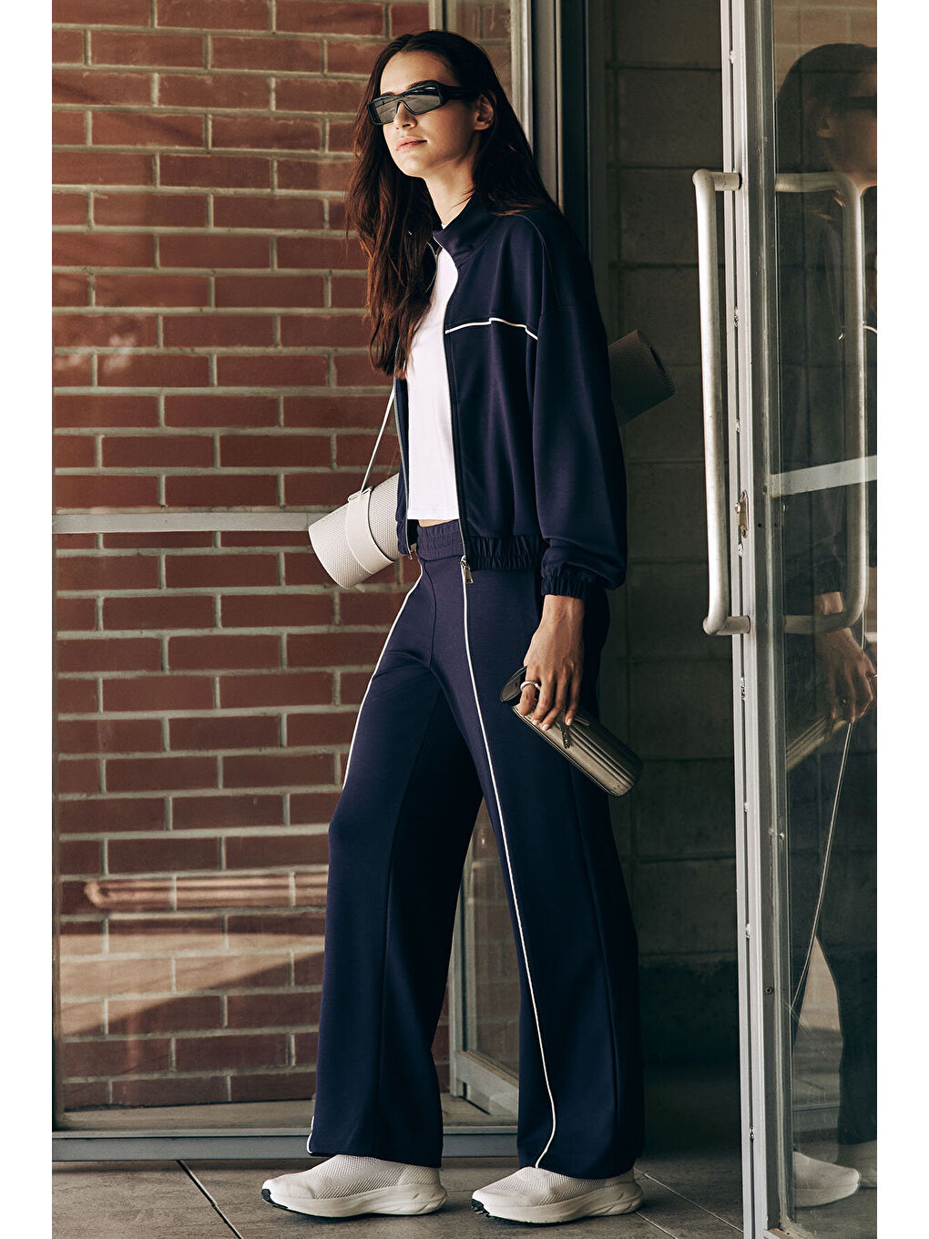 Koyu Mor Yumuşak Dokulu Dik Yaka Oversize Lastikli Kadın Eşofman Takım - 95349