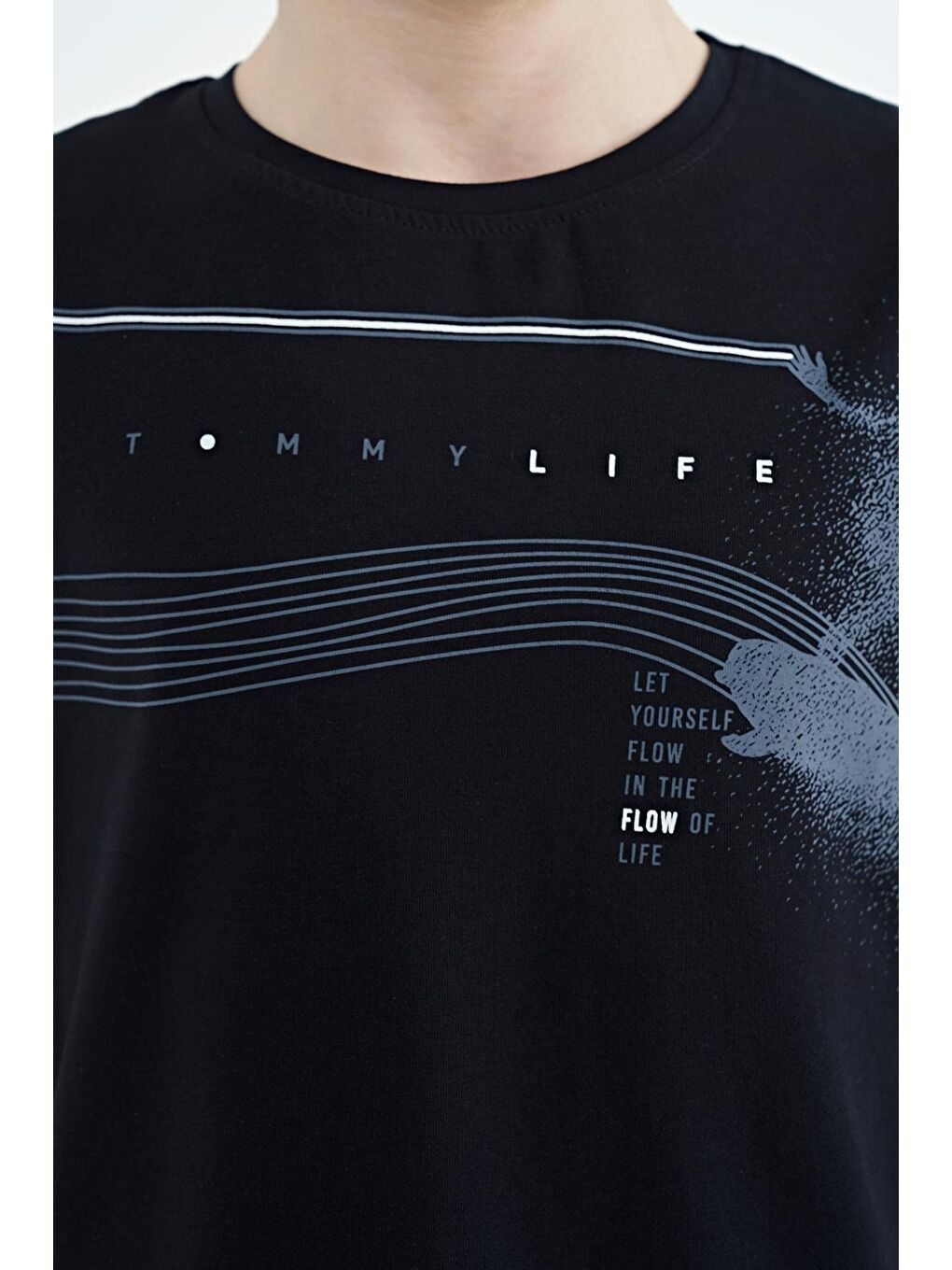 TOMMYLIFE Lacivert Baskı Detaylı Standart Kalıp O Yaka Erkek Çocuk T-Shirt - 11133 - 3