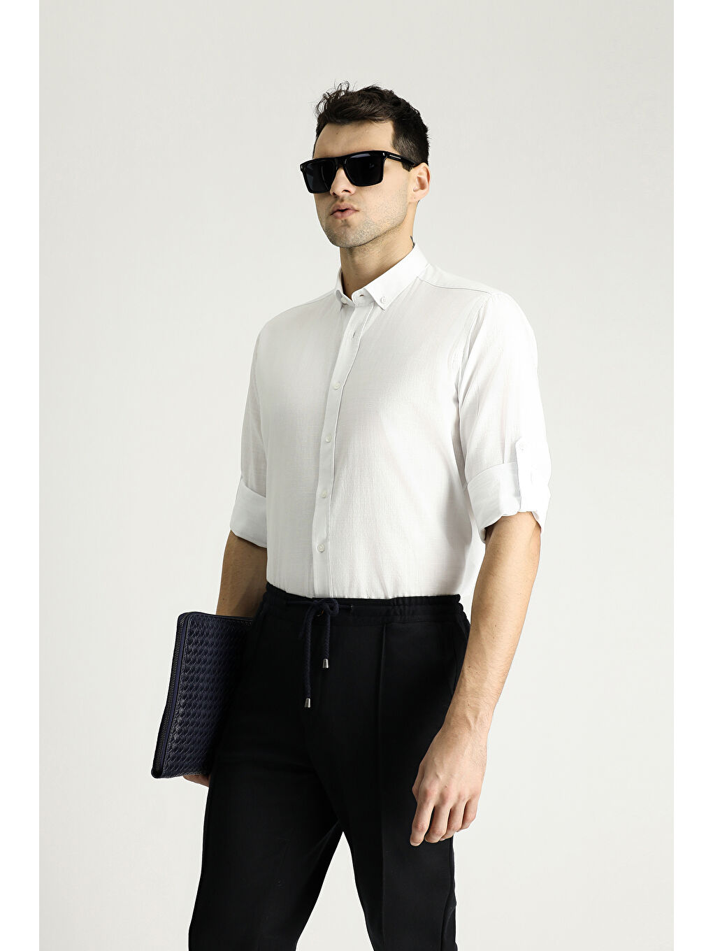 Beyaz Uzun Kol Relax Fit Rahat Kesim Keten Görünümlü Pamuk Düğmeli Yaka %100 Pamuk Gömlek-2