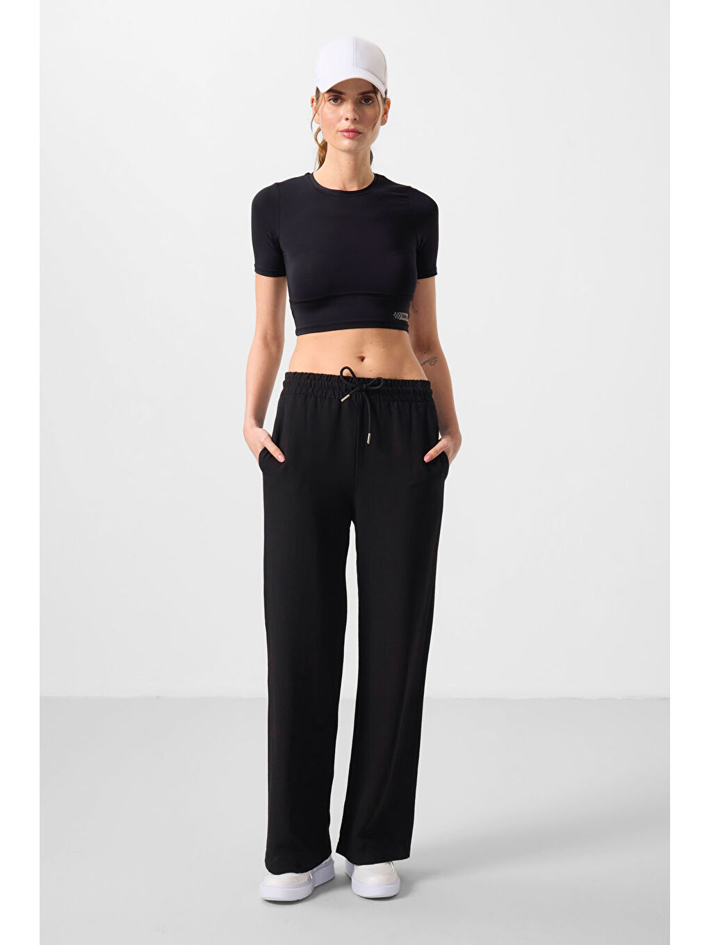 Siyah Keten Geniş Paça Rahat Form Kadın Palazzo Pantolon - 94675-1