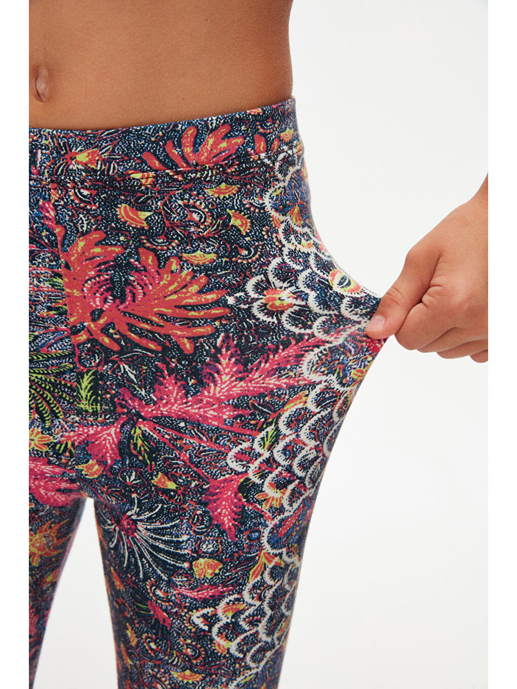 Karışık Kız Çocuk Fuşya Yaprak Desen Hafif Şardonlu Kışlık Tayt-2