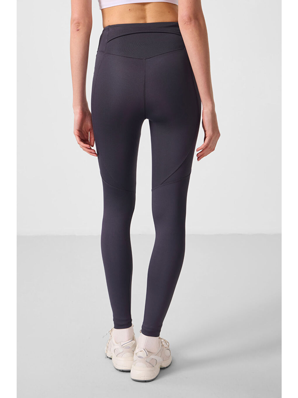 Antrasit Polyester Standart Fit Esnek Performans Kadın Tayt - 94666-4