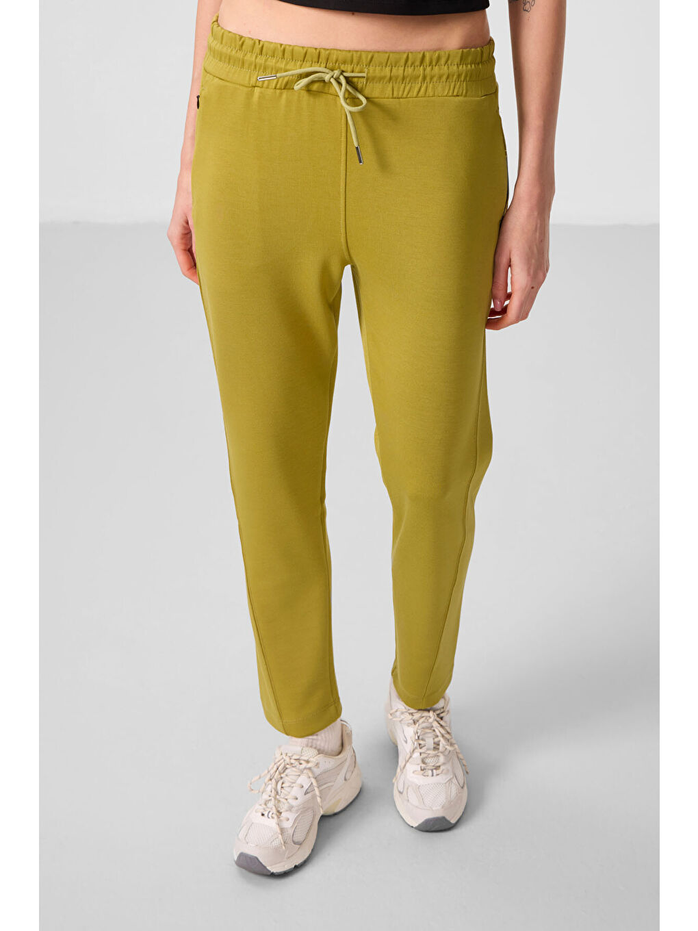 Sarı Koyu Hardal Yumuşak Dokulu Gizli Fermuarlı Dar Paça Kadın Pantolon - 94668-1