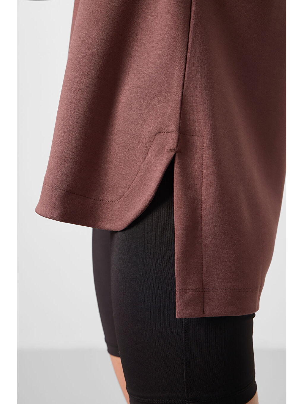 Kahverengi Yumuşak Dokulu O Yaka Rahat Form Kadın Tunik Sweatshirt - 97305-2