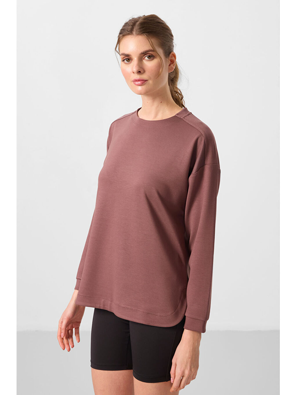 Kahverengi Yumuşak Dokulu O Yaka Rahat Form Kadın Tunik Sweatshirt - 97305-3