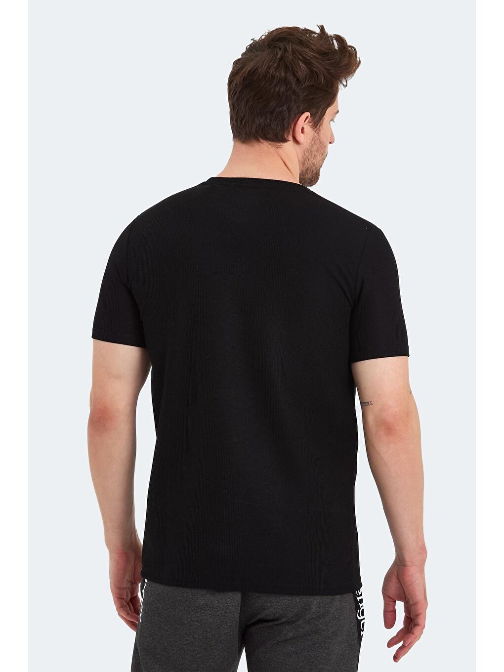 SATURN I Erkek Tişört Siyah-1