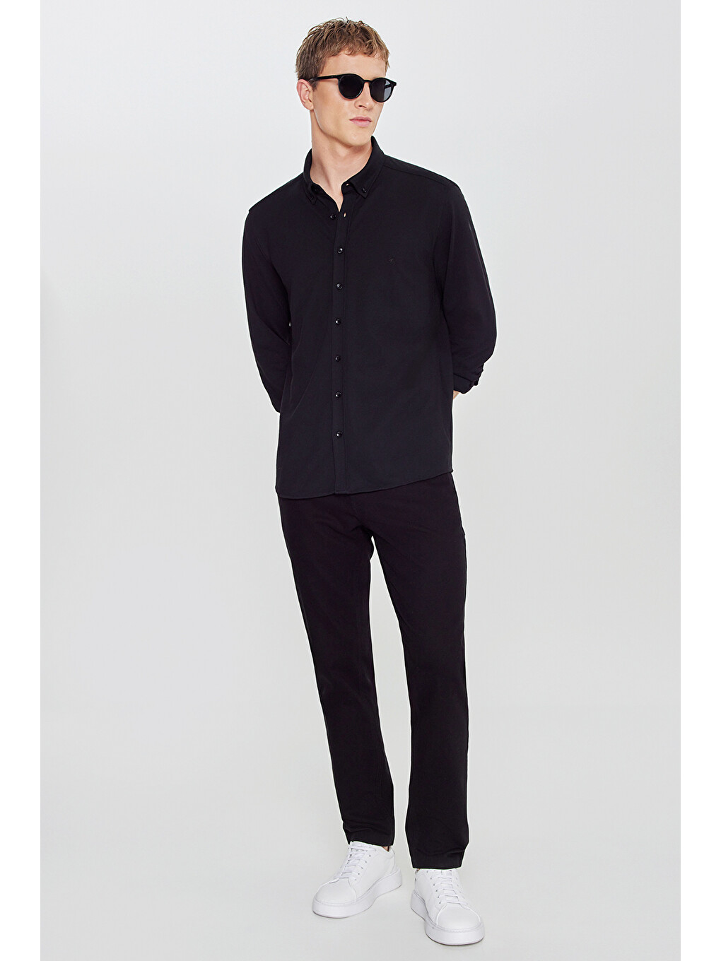Erkek Siyah 360 Her Yöne Esneyen Pamuklu Tailored Slim Fit Dar Kesim Düğmeli Yaka Örme Gömlek-1