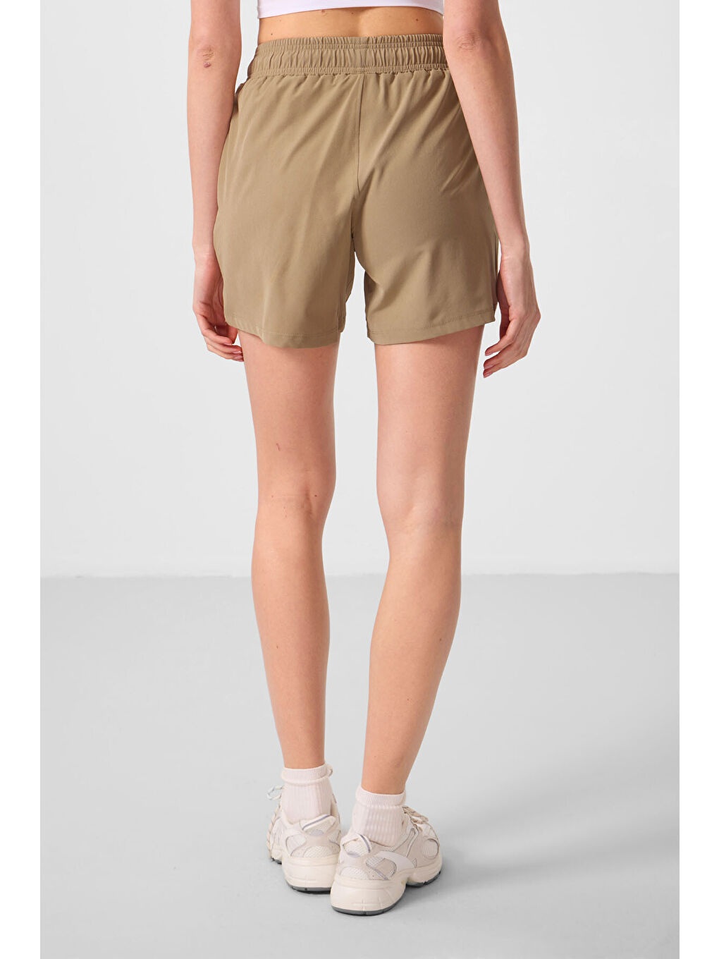 Bej Polyester Gizli Cep Fermuarlı Rahat Form Kadın Şort - 91014-4