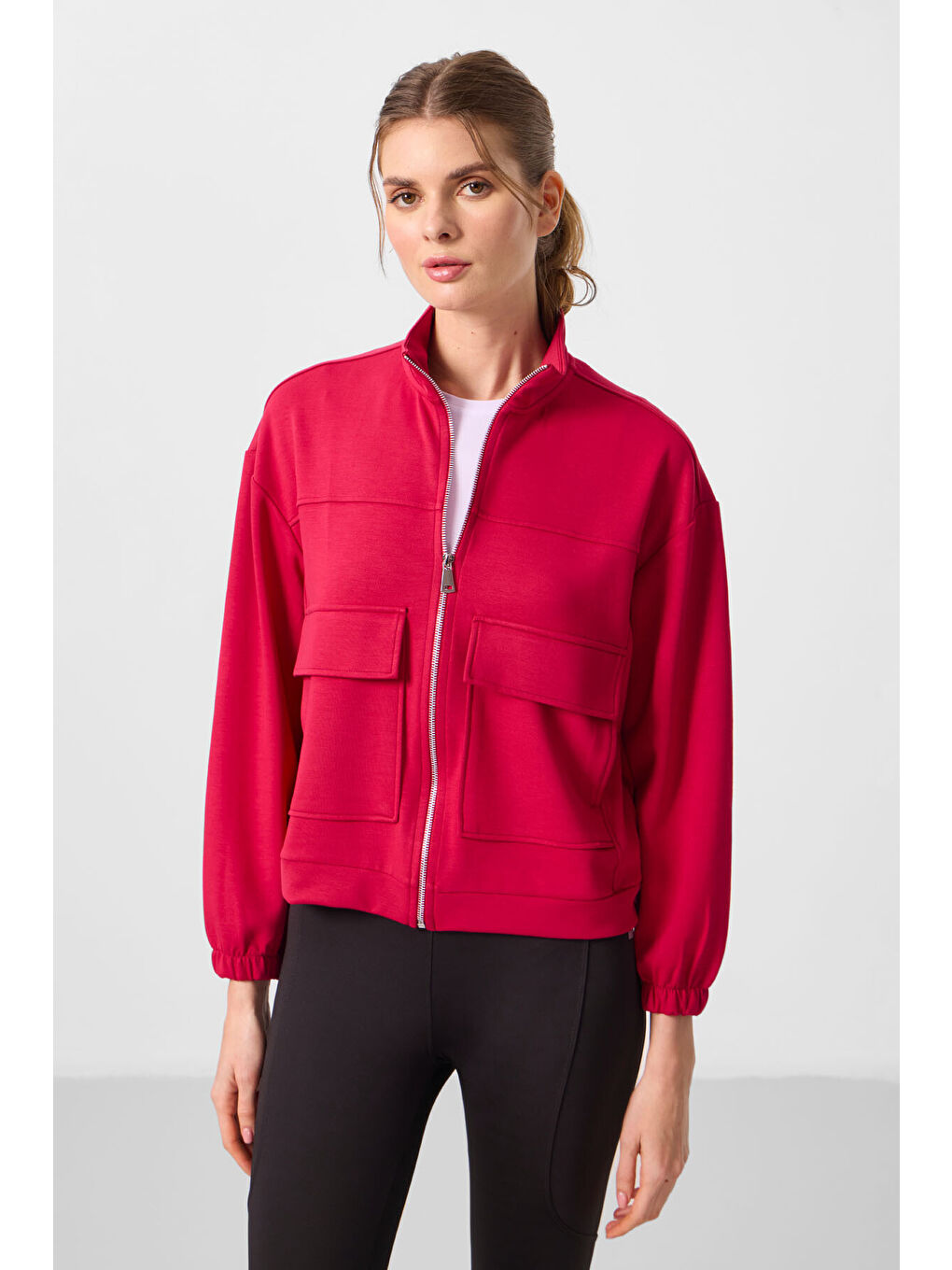 Viva Kırmızı Yumuşak Dokulu Dik Yaka Oversize Kargo Cepli Kadın Crop Top Sweatshirt - 97301