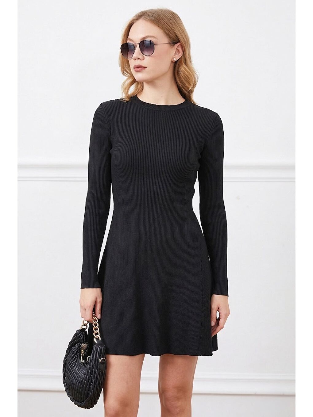 Siyah Fitilli Bisiklet Yaka Mini Boy Triko Elbise-1