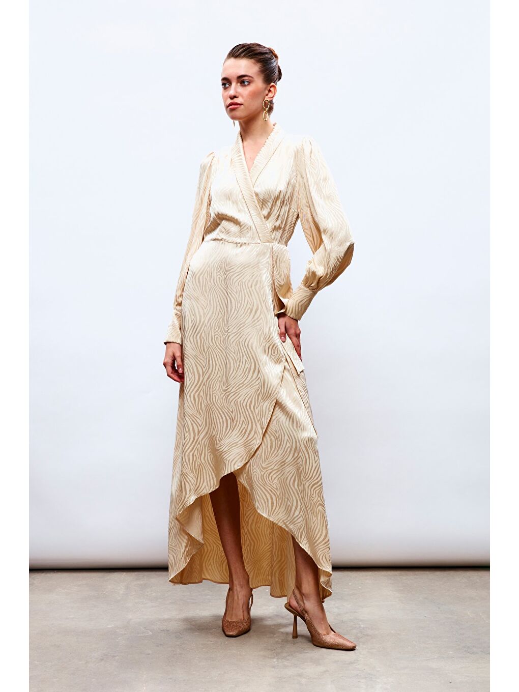 Kruvaze Desenli Uzun Elbise - Bej-2