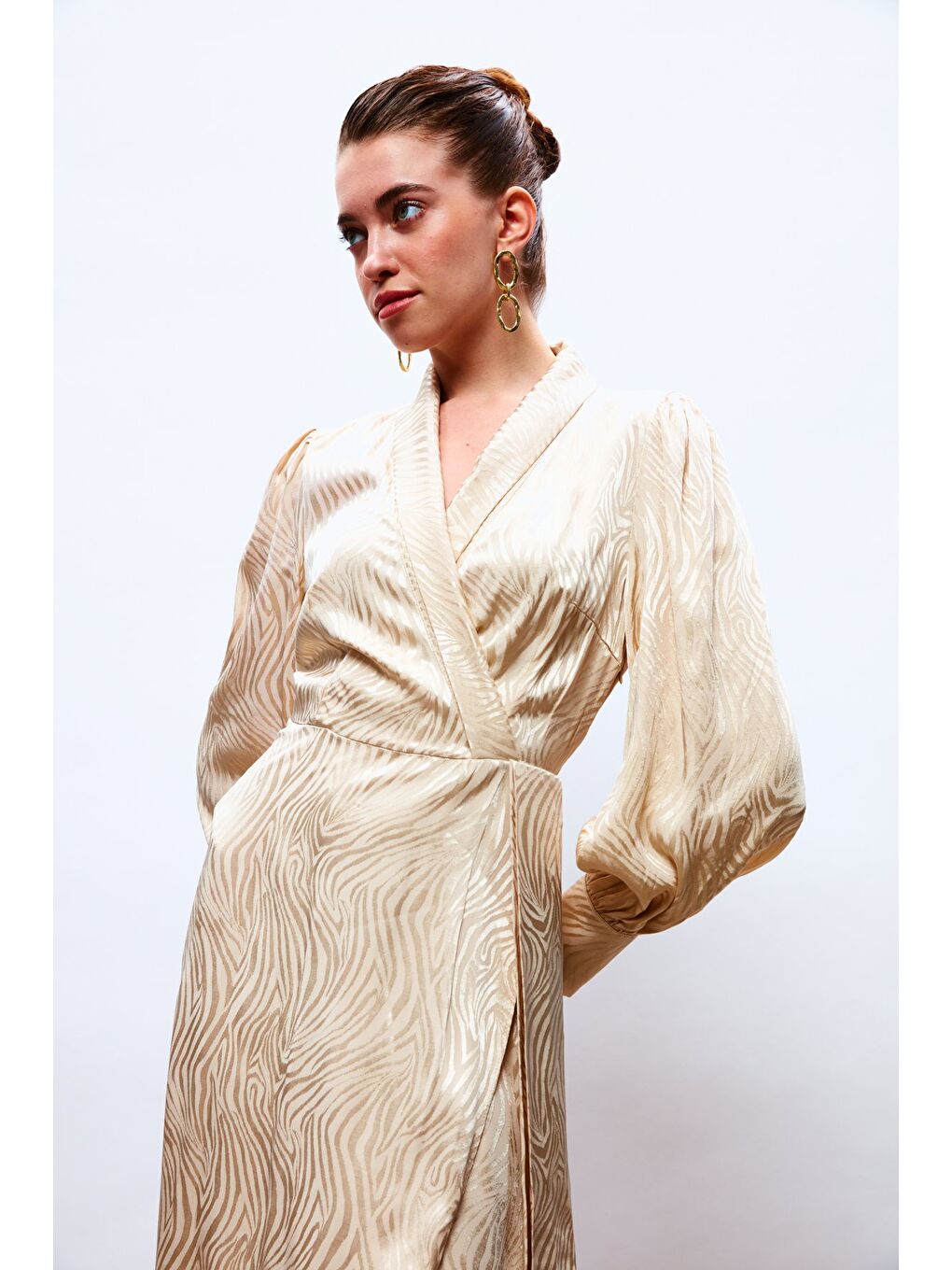 Kruvaze Desenli Uzun Elbise - Bej-4