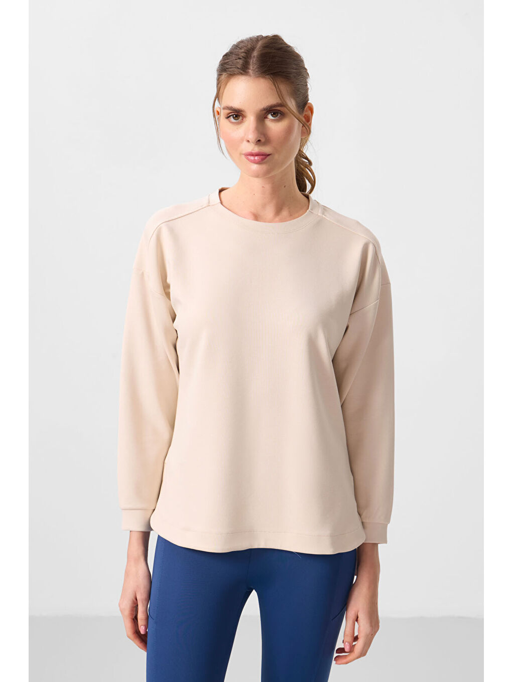 Bej Yumuşak Dokulu O Yaka Rahat Form Kadın Tunik Sweatshirt - 97305