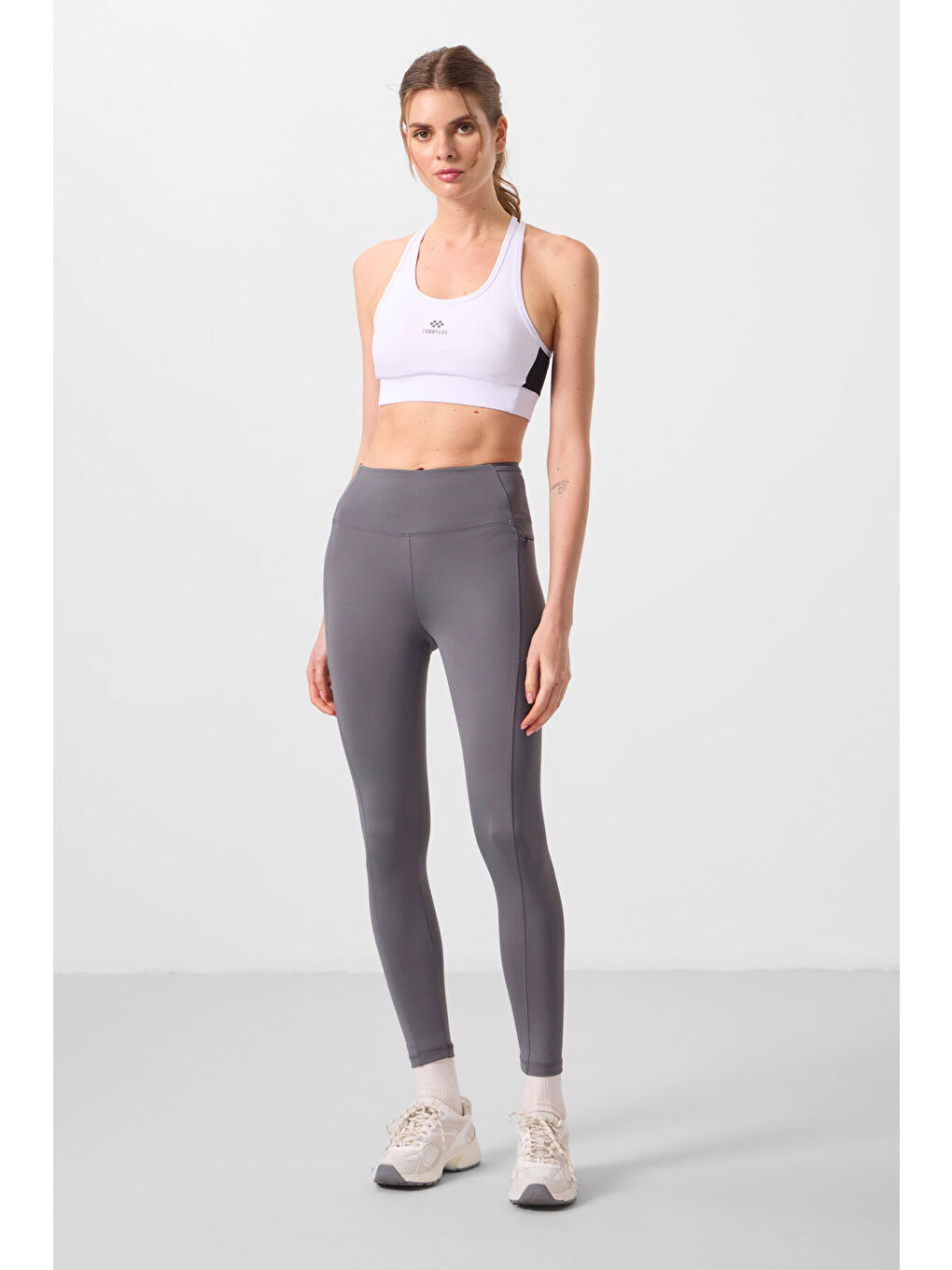Koyu Gri Polyester Esnek Standart Fit Performans Kadın Tayt - 94667