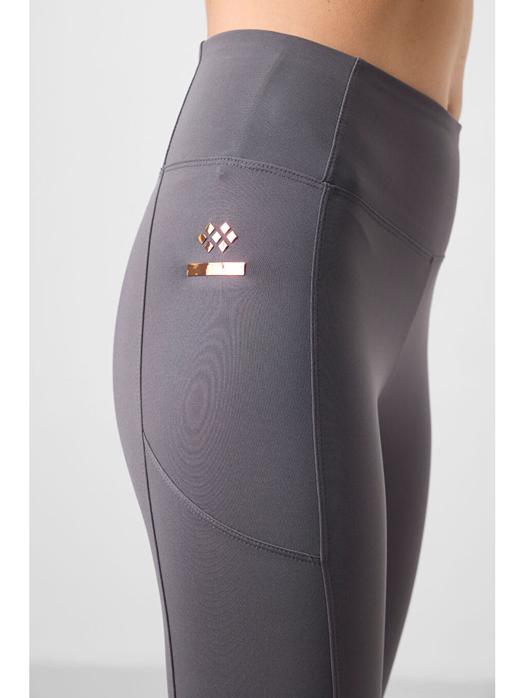 Koyu Gri Polyester Esnek Standart Fit Performans Kadın Tayt - 94667-2