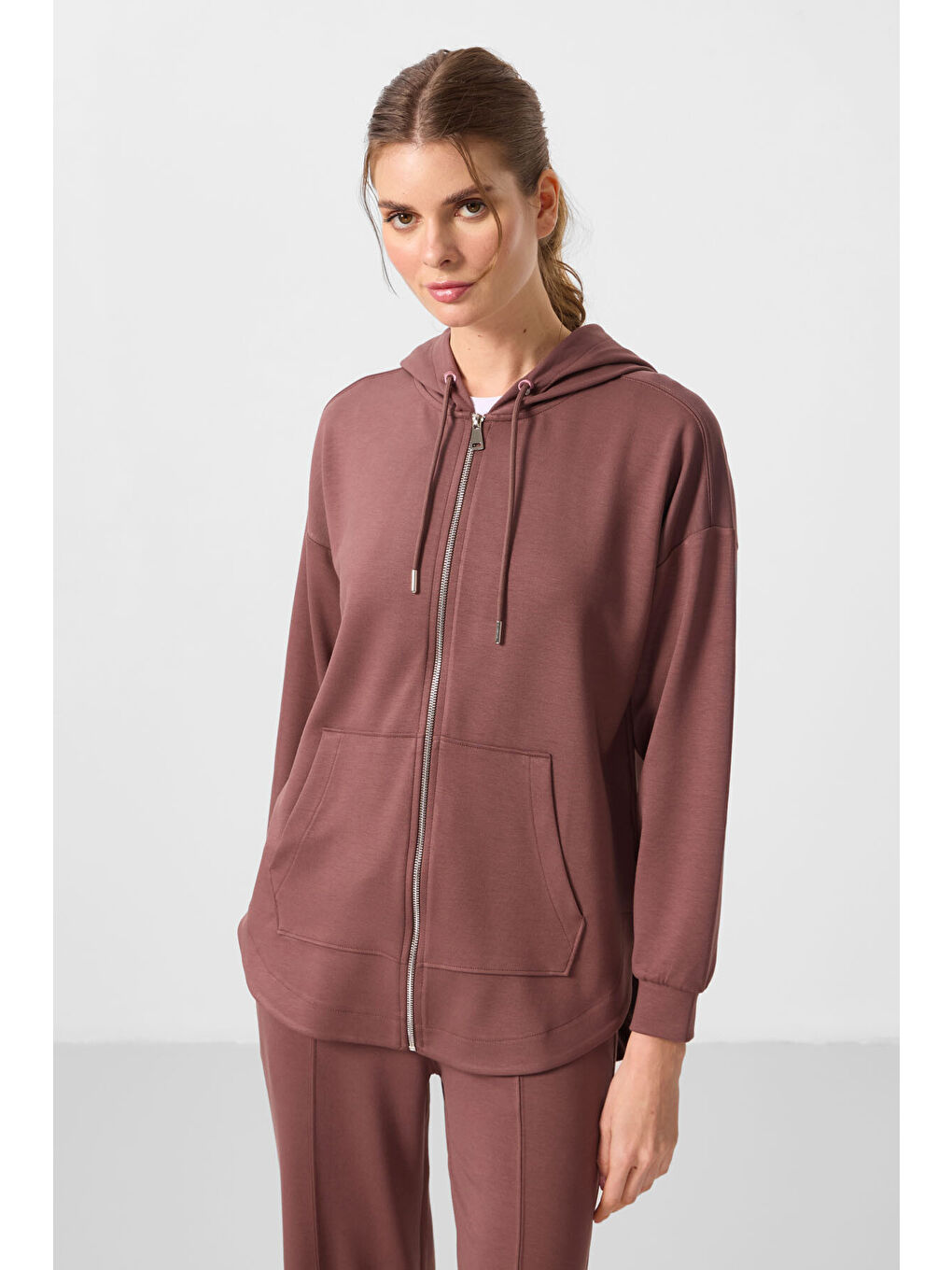 Kahverengi Yumuşak Dokulu Kapüşonlu Oversize Kadın Tunik Sweatshirt   97302