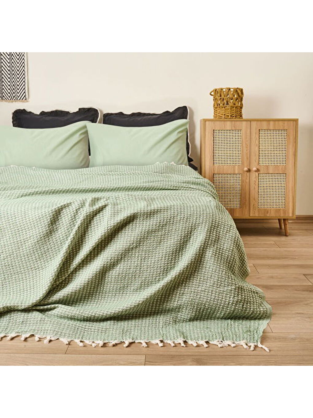 Soft Punto Çift Kişilik Yatak Örtüsü - Yeşil - 200x230 cm