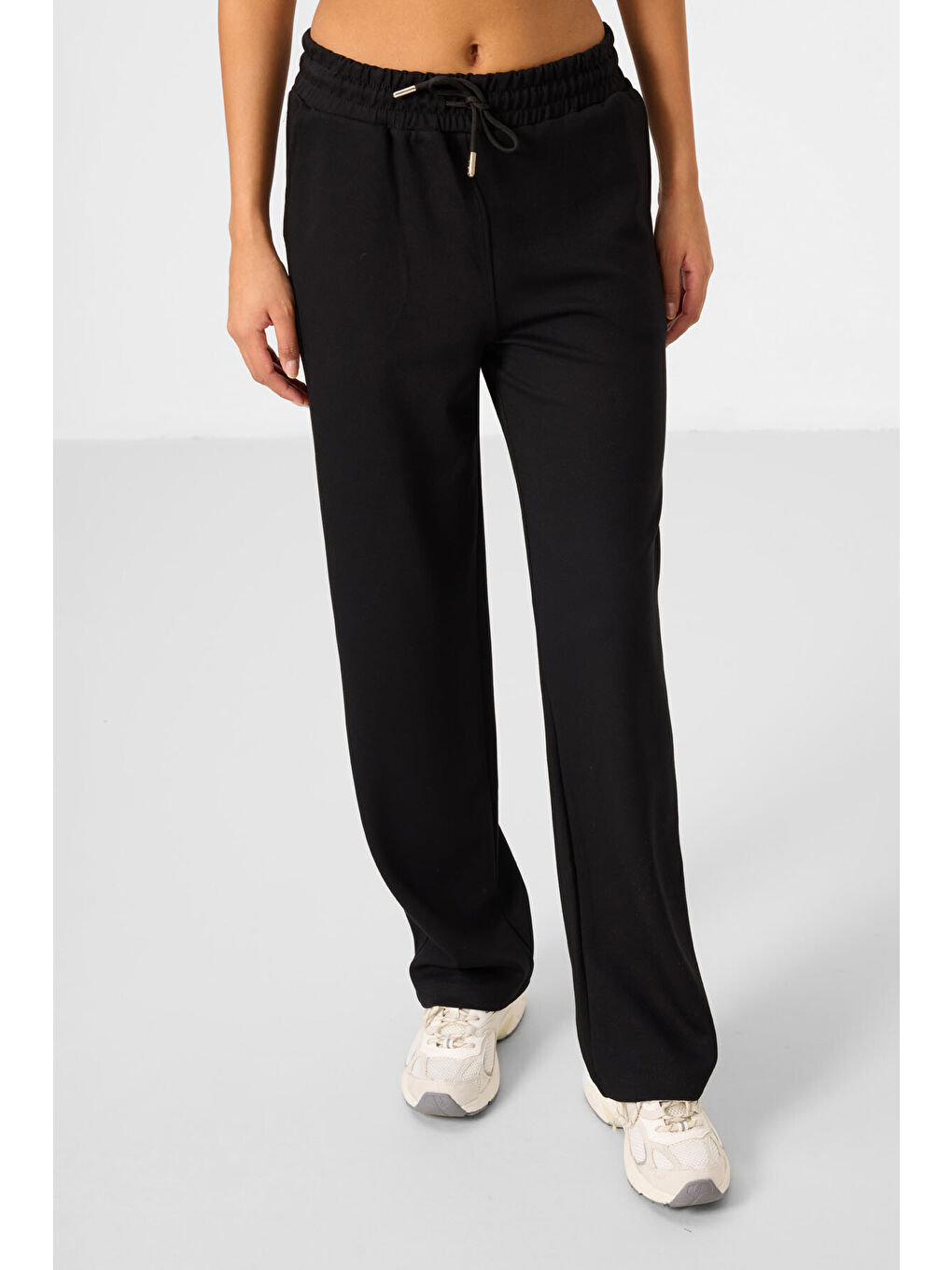 Siyah Yumuşak Dokulu Kapüşonlu Oversize Kadın Eşofman Tunik Takım   95348-1