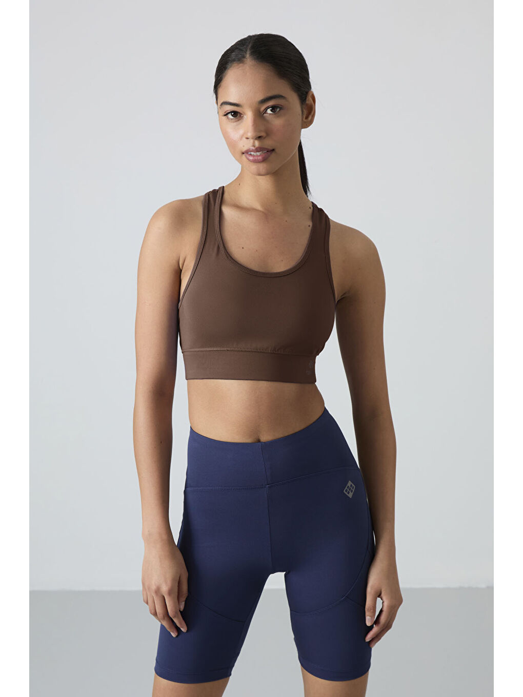 Kahverengi Sırt Detaylı Dar Kalıp U Yaka Kadın Spor Büstiyer - 97120-2