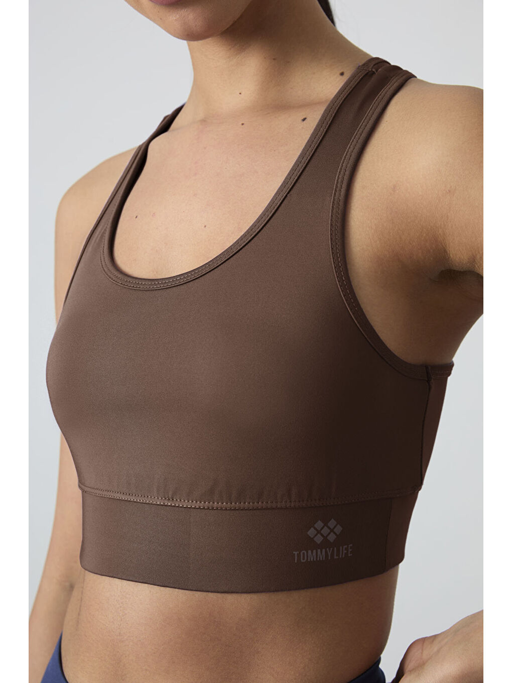 Kahverengi Sırt Detaylı Dar Kalıp U Yaka Kadın Spor Büstiyer - 97120-3
