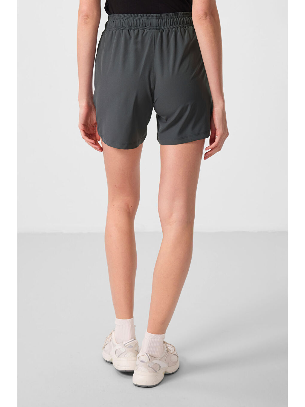 Haki Polyester Gizli Cep Fermuarlı Rahat Form Kadın Şort - 91014-4