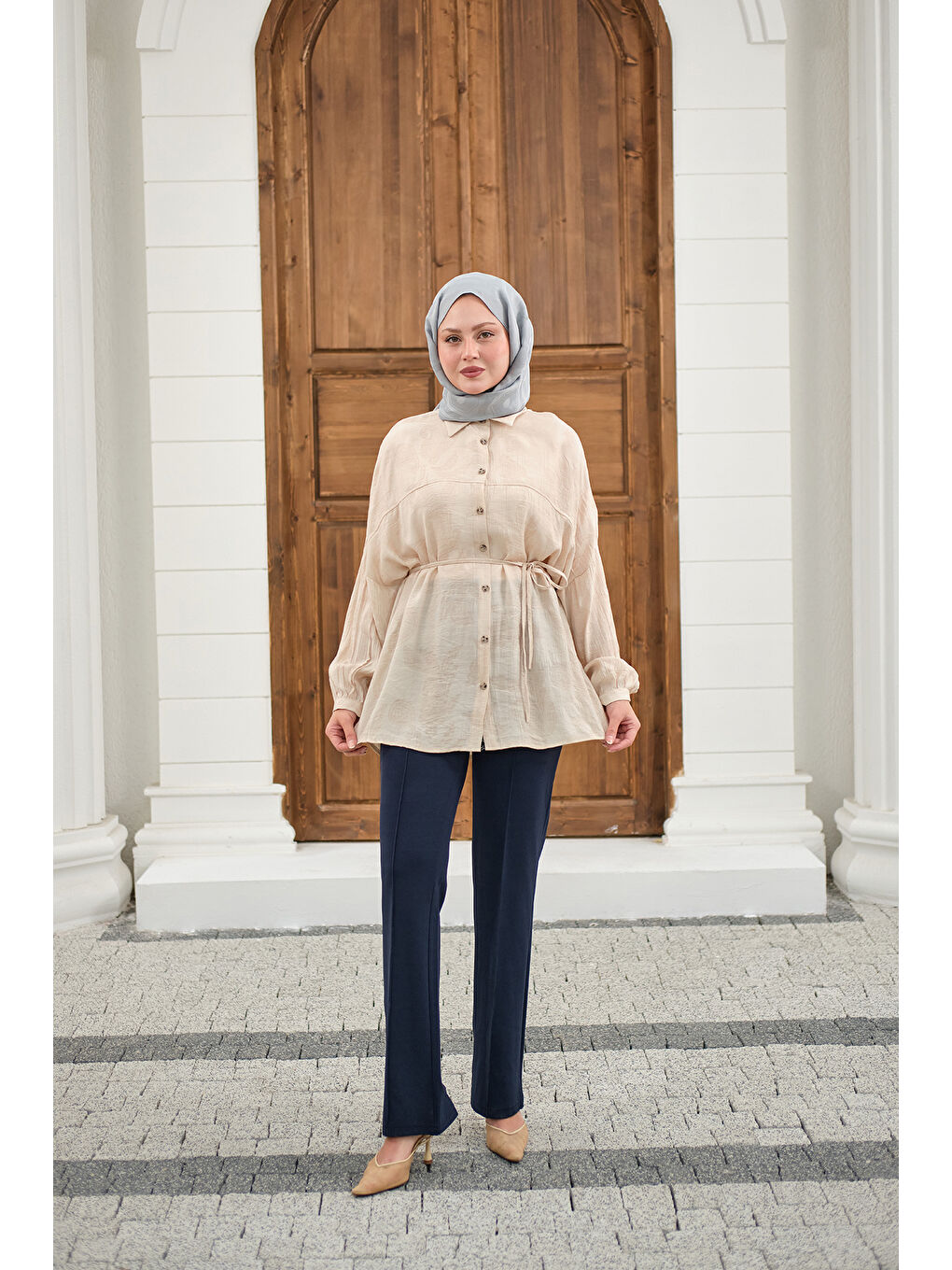 Ekru Kadın Yaprak Desen Bel Bağlamalı Gömlek Krem-4