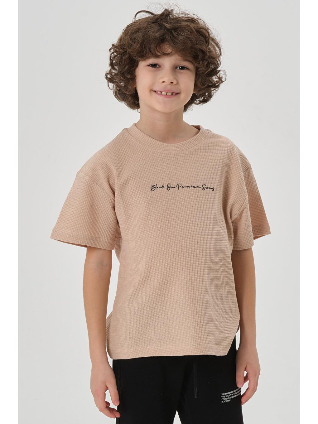 Bej Erkek Çocuk Waffle Kumaş Yazlık T-Shırt