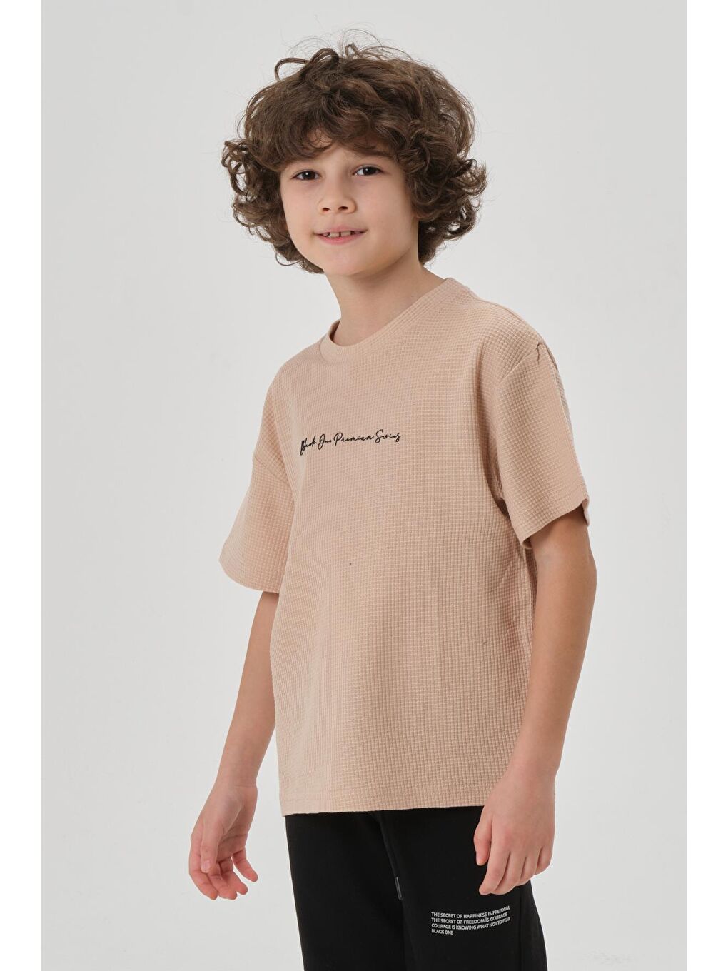 Bej Erkek Çocuk Waffle Kumaş Yazlık T-Shırt-1