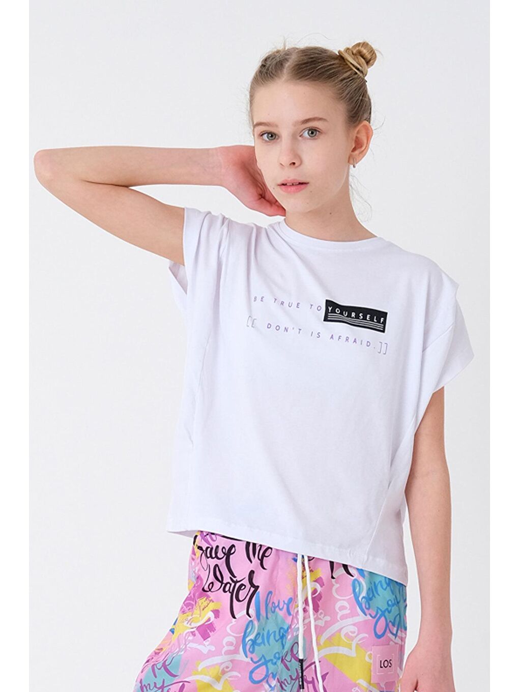 Beyaz Kız Çocuk Omzu Pileli T-Shirt 7-14 Yaş