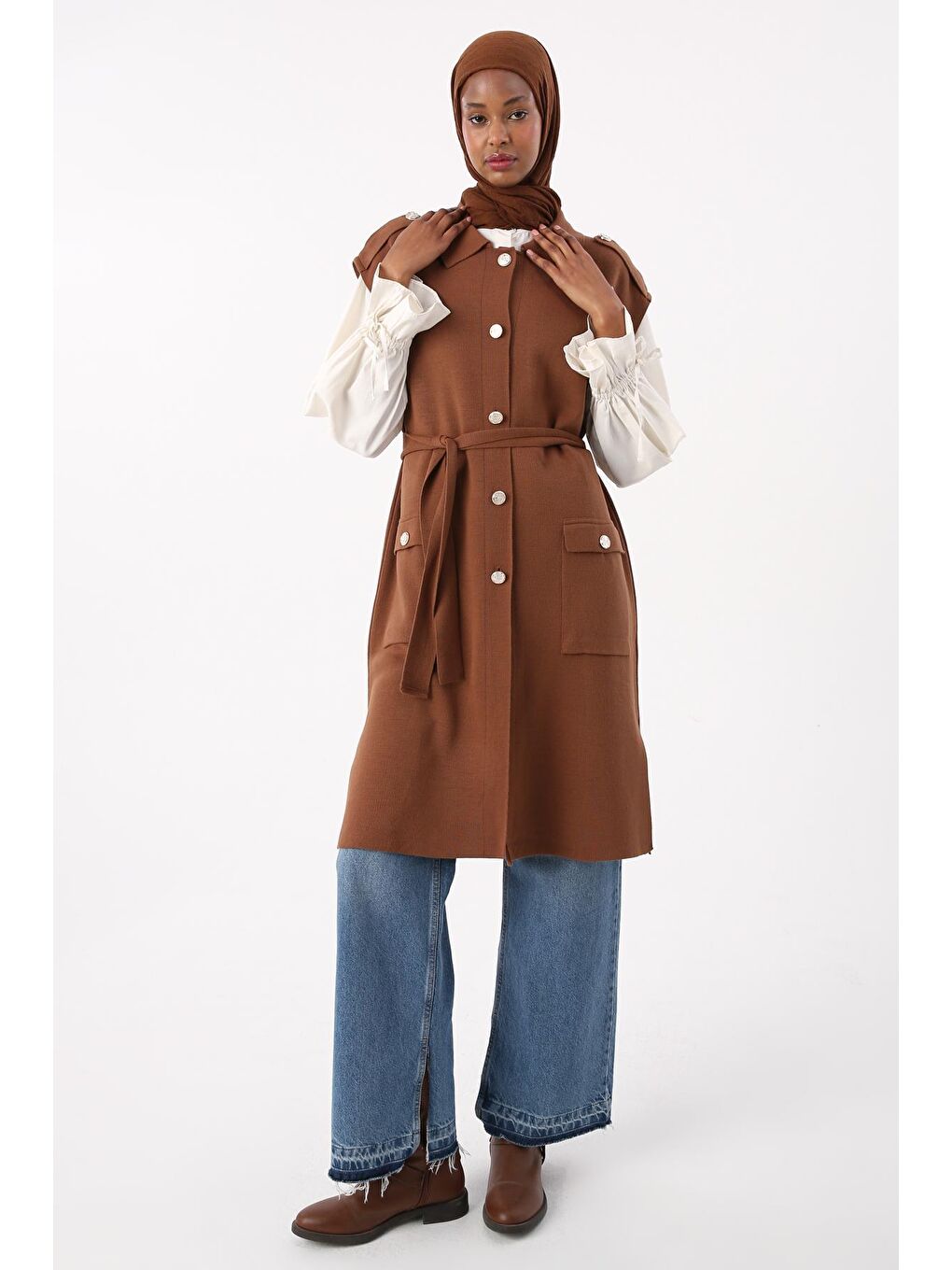 Kahverengi Kahve Gömlek Yaka Kuşaklı Triko Yelek