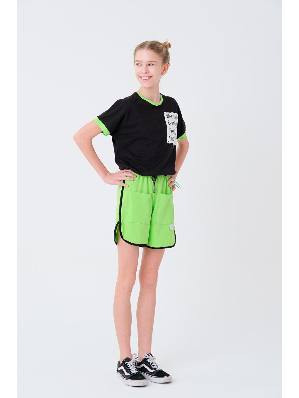 Siyah Kız Çocuk Garnili Şortlu Takım 8-14 Yaş T2047-2