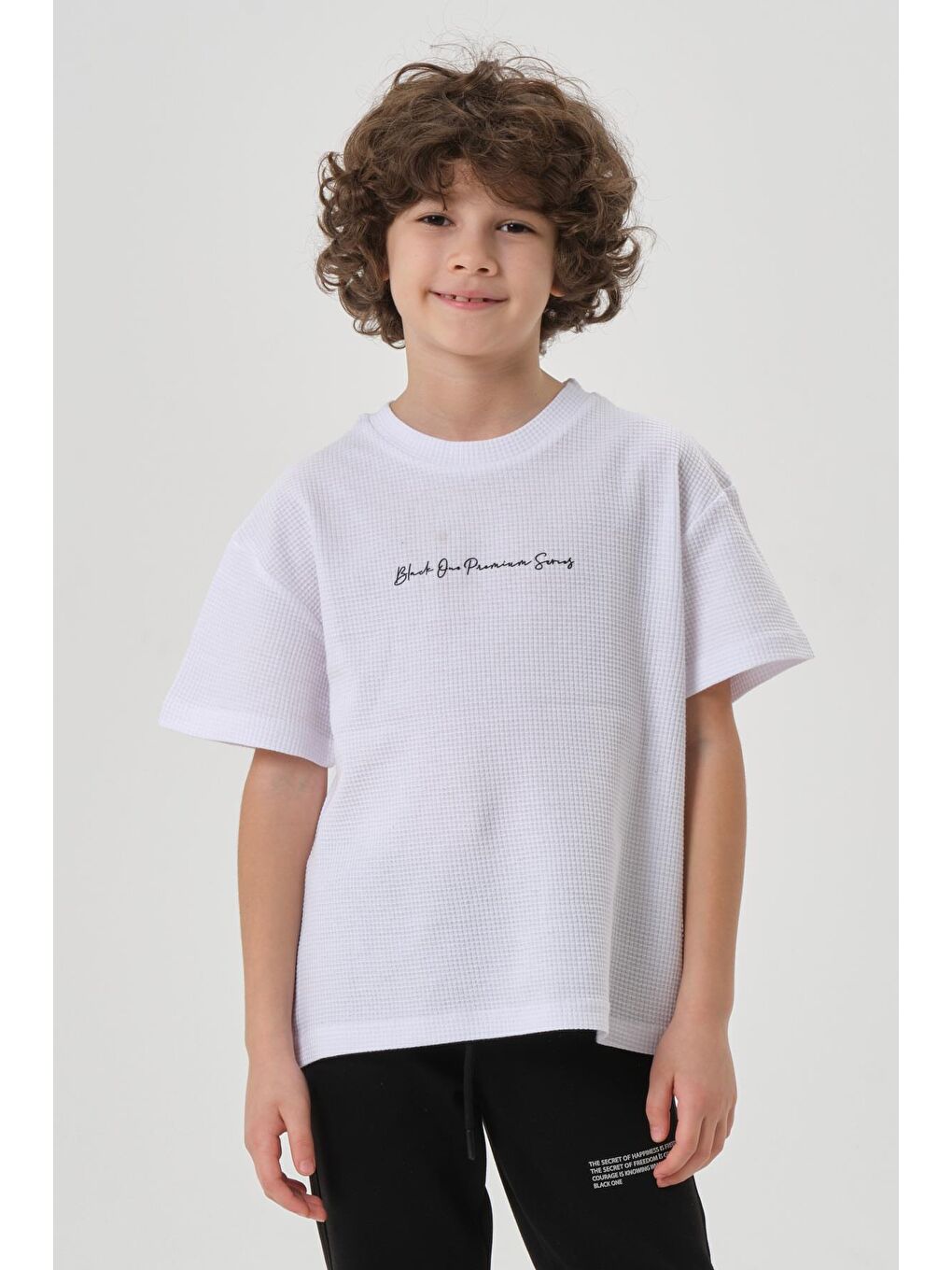 Beyaz Erkek Çocuk Waffle Kumaş Yazlık T-Shırt