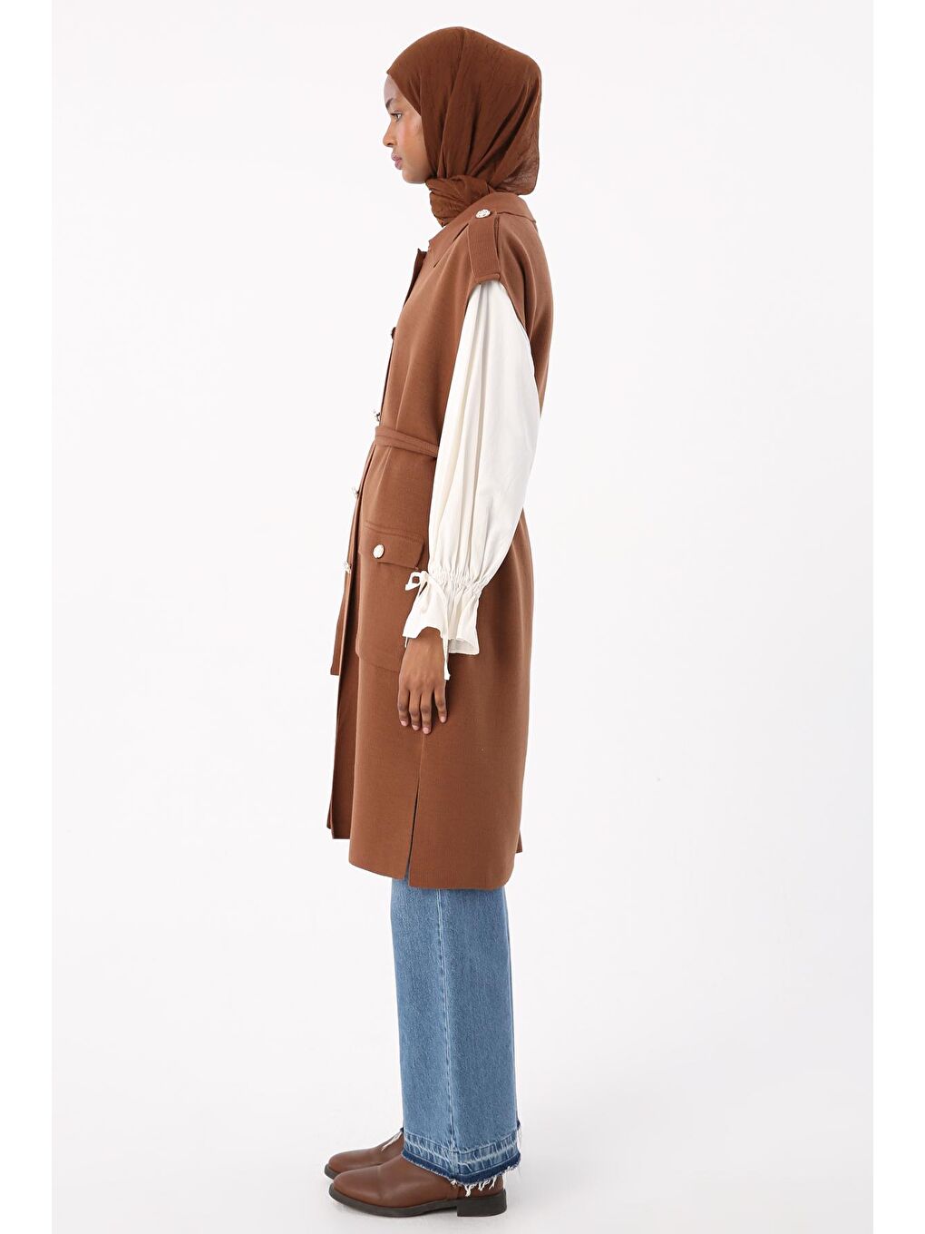 Kahverengi Kahve Gömlek Yaka Kuşaklı Triko Yelek-2