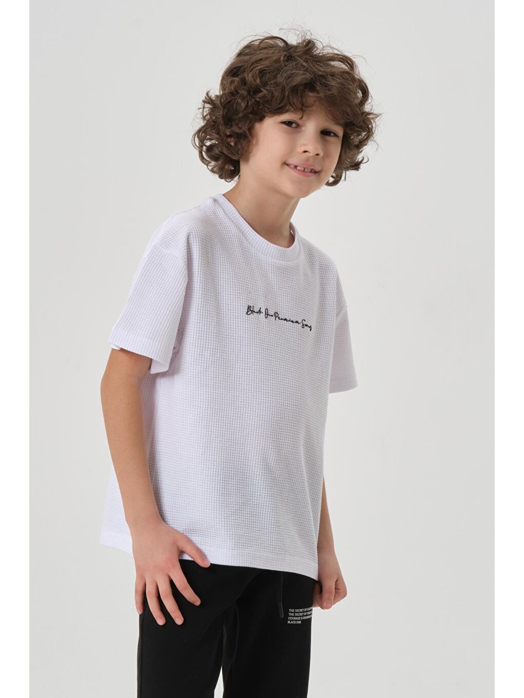 Beyaz Erkek Çocuk Waffle Kumaş Yazlık T-Shırt-3