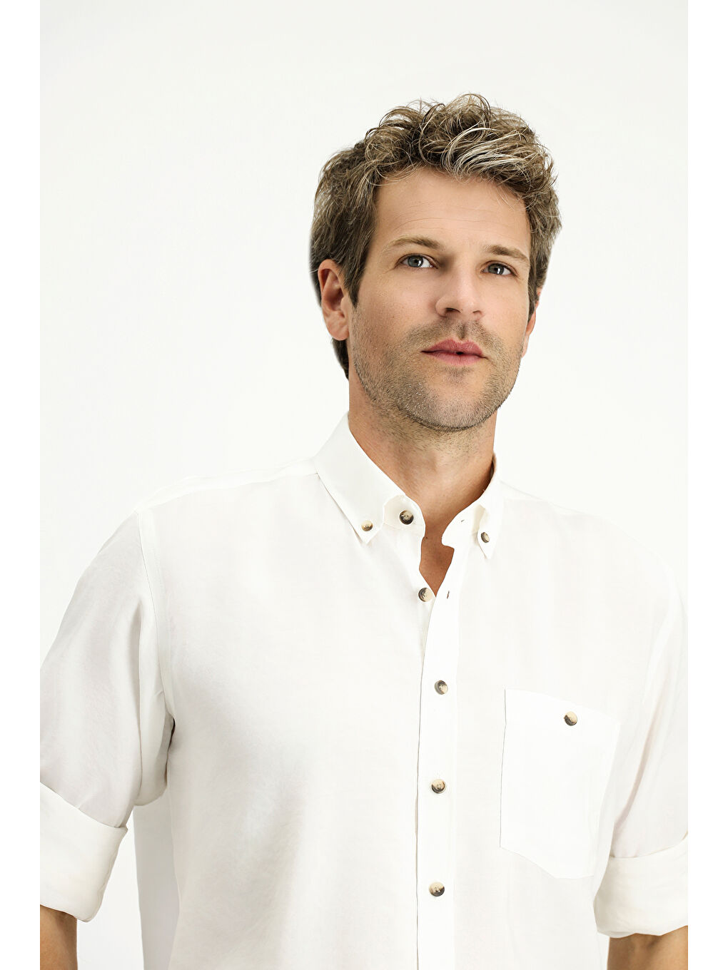 Ekru Uzun Kol Regular Fit Düğmeli Yaka Spor Gömlek-4