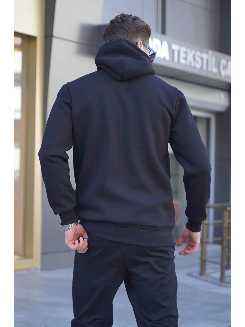 Madmext Siyah Kapüşonlu Nakışlı Sweatshirt 6029 - 1