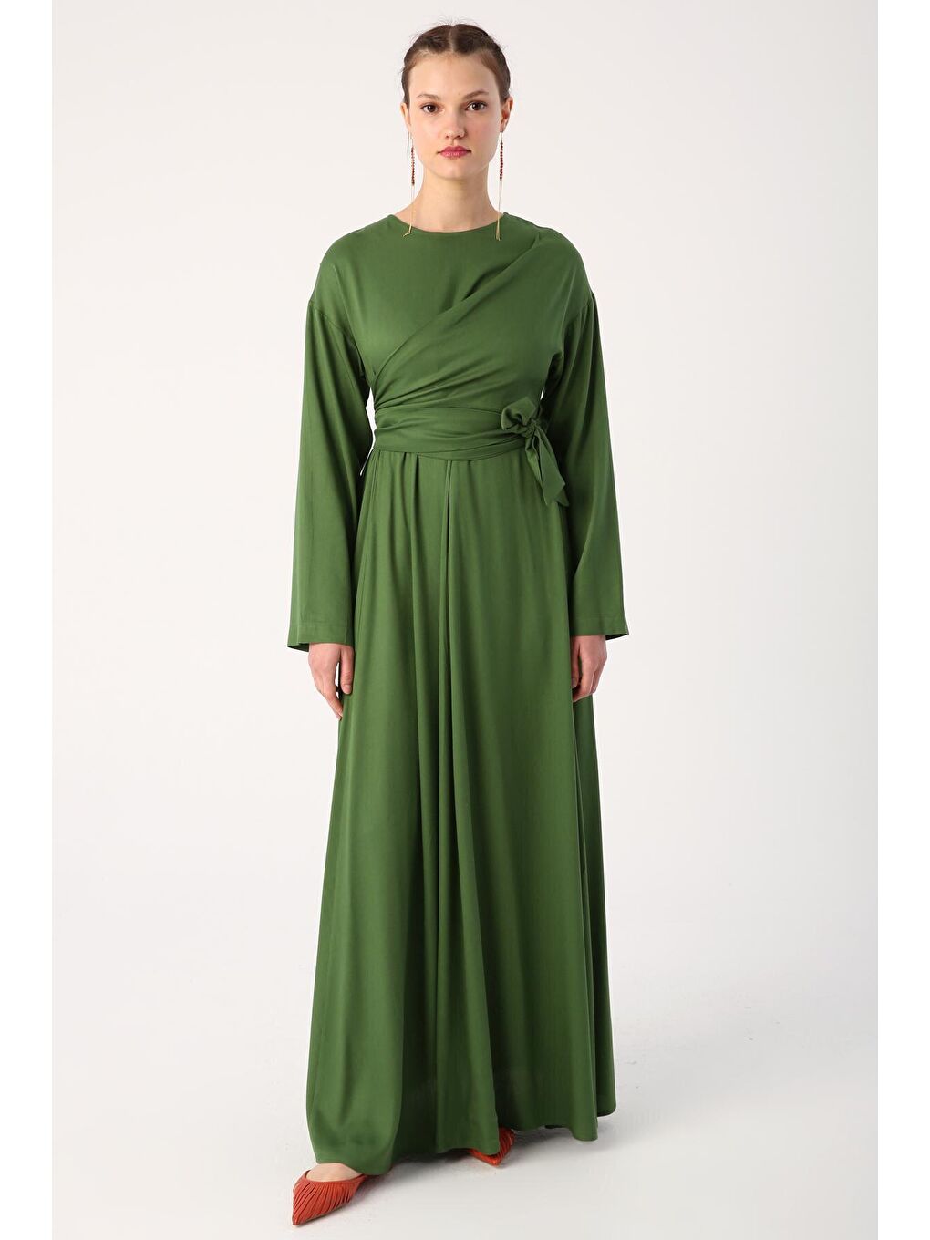 Haki Bisiklet Yaka Beli Bağlama Detaylı Viskon Elbise-1